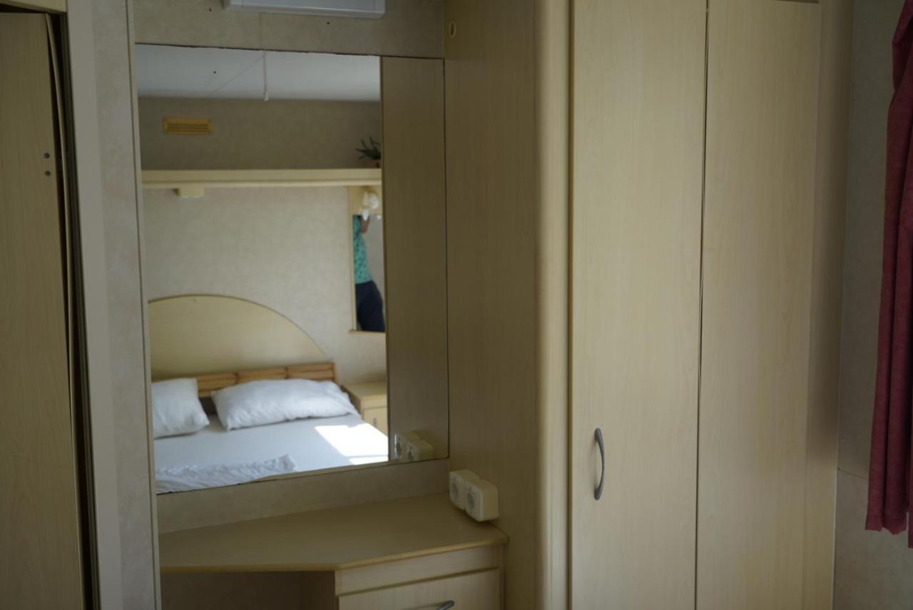 Chalet 4 Or 6 Persons Toscana Viareggio Camping Bosco Verde Italie Torre del Lago Puccini Exterior foto